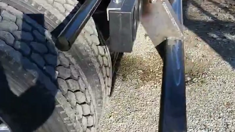 Hook lift truck equipment